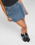 Levi’s Classic Denim Skirt